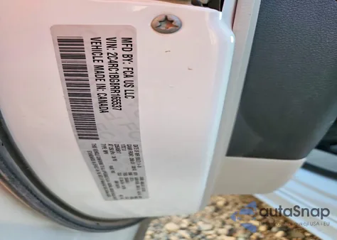 2024 Chrysler Pacifica Touring L z USA, uszkodzony, nr VIN 2C4RC1BG8RR165537